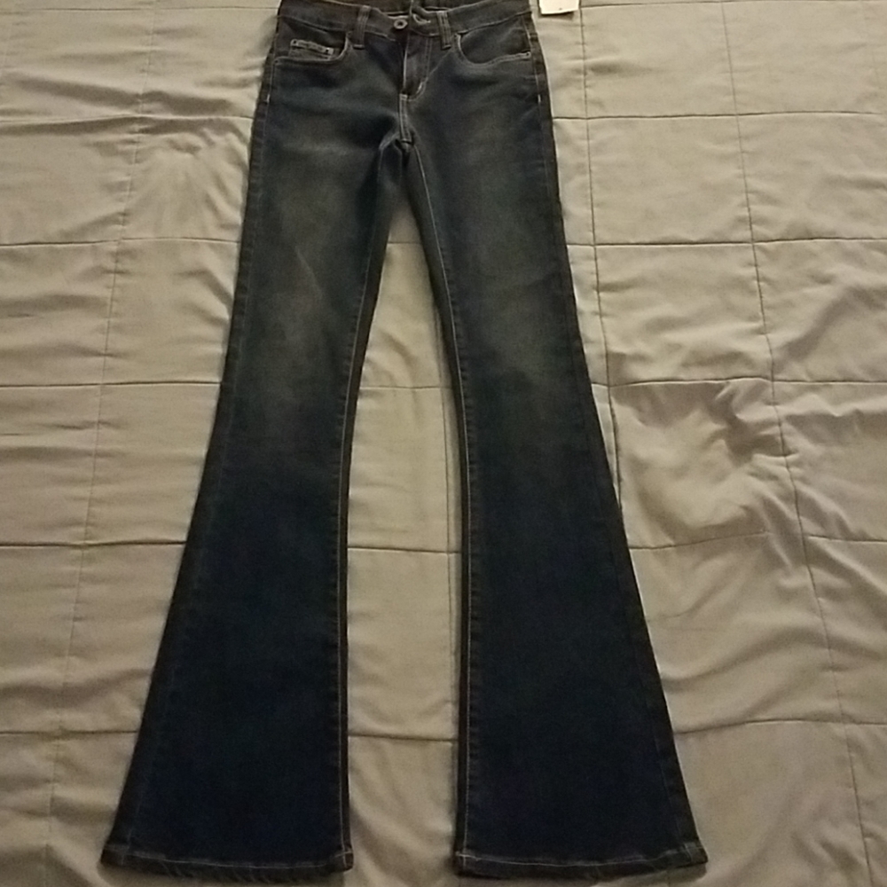 NWTS CARMAR DENIM JEANS SIZE 24